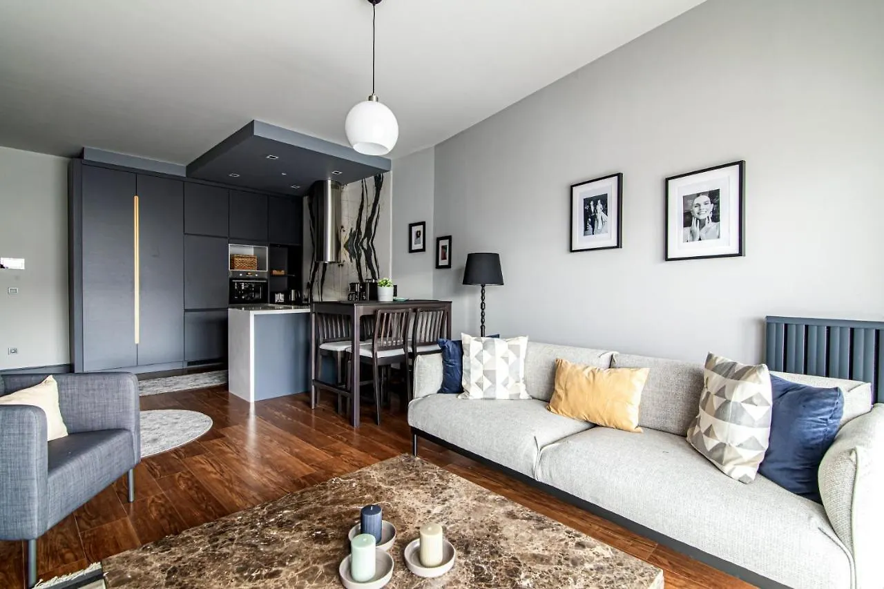 Modern Apartment In Beyoglu With Balcony Istanbul 0*,